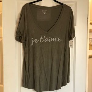 Zoe + Liv Graphic t shirt